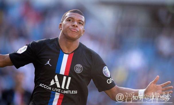 姆巴佩对金球奖得主话题持谨慎态度 姆巴佩对金球奖得主话题持谨慎态度