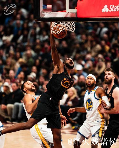 库里12分加兰27分 骑士大胜勇士豪取10连胜 库里12分加兰27分 骑士大胜勇士豪取10连胜